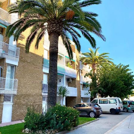 Apartamento Bonito Cerca De La Playa كامبريلس المظهر الخارجي الصورة