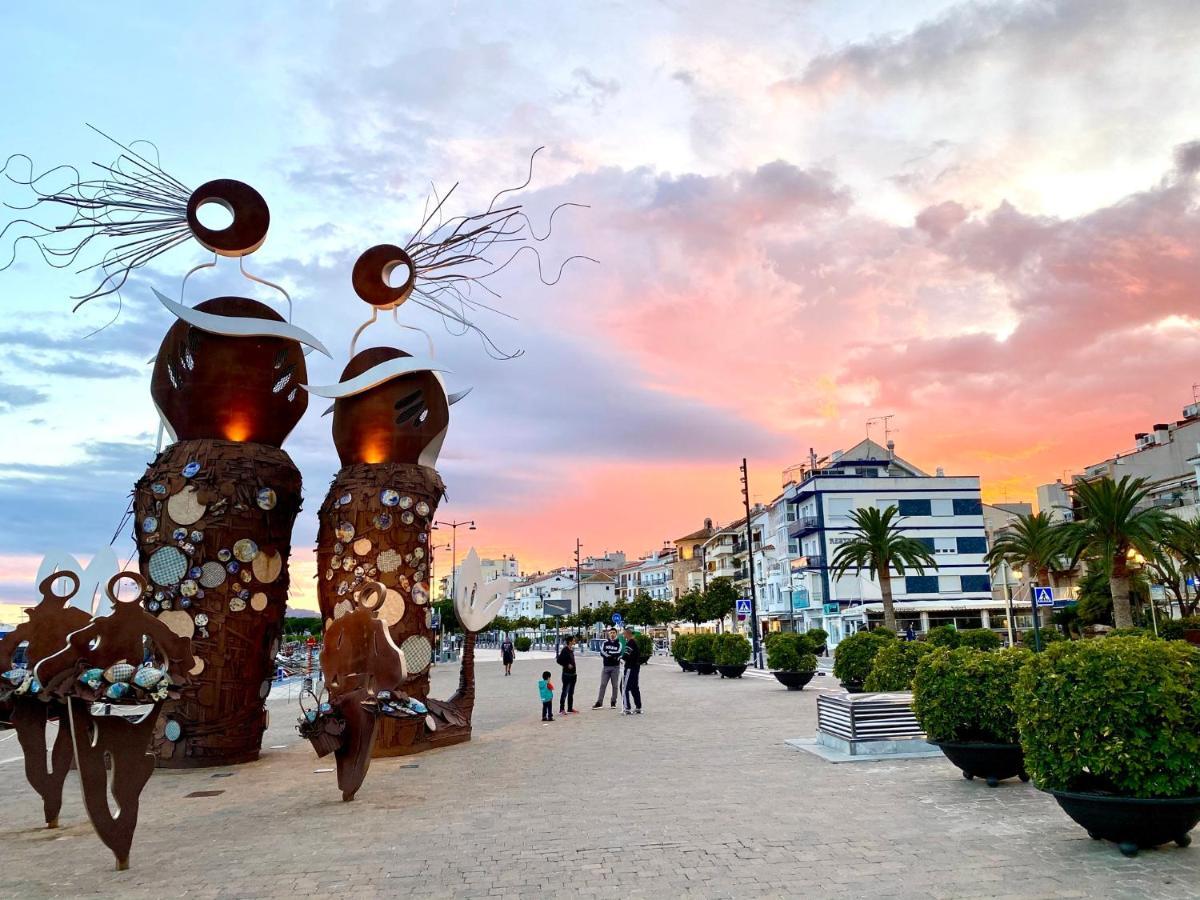 Apartamento Bonito Cerca De La Playa كامبريلس المظهر الخارجي الصورة