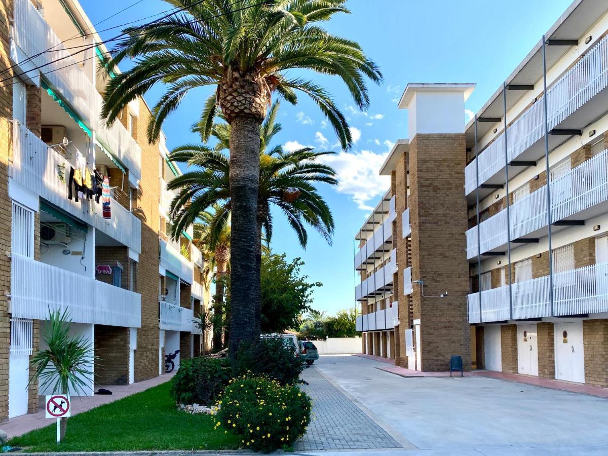 Apartamento Bonito Cerca De La Playa كامبريلس المظهر الخارجي الصورة
