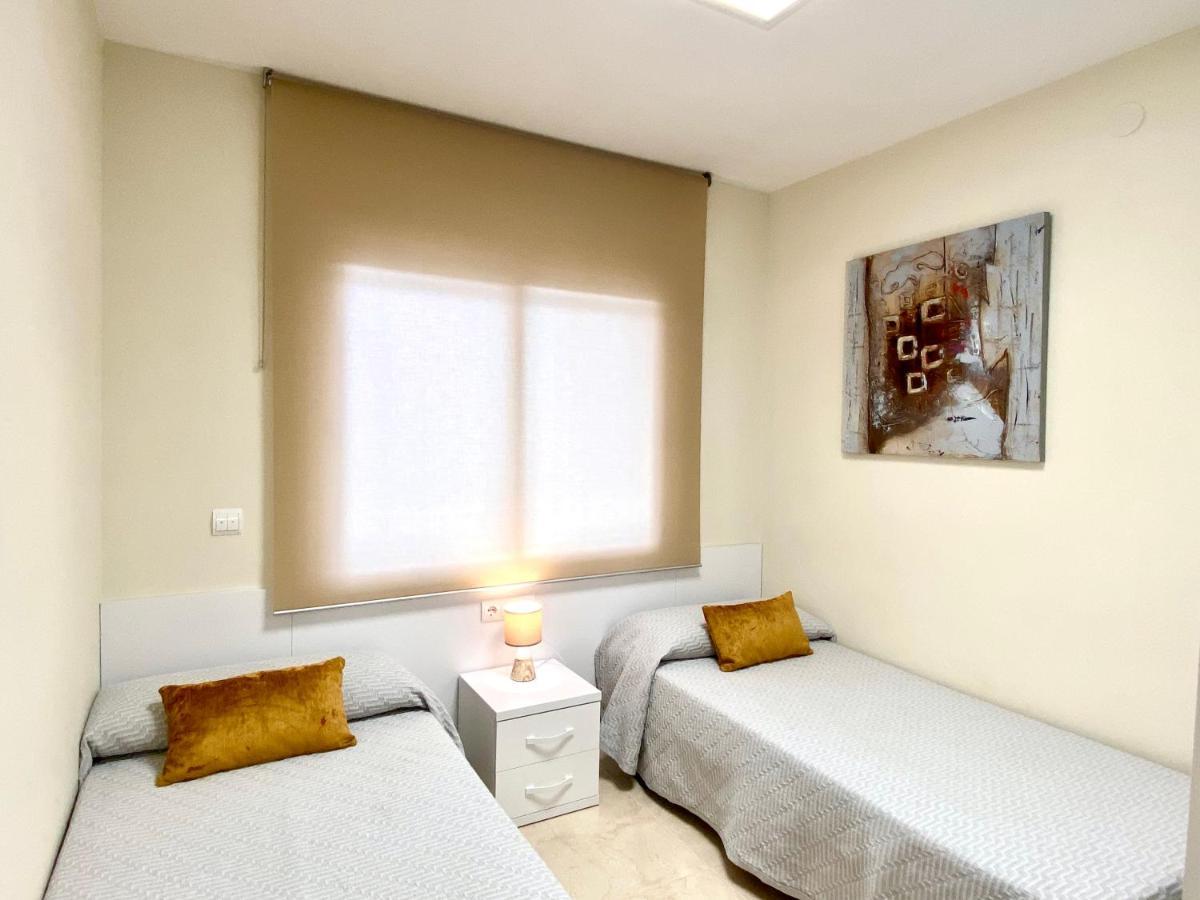 Apartamento Bonito Cerca De La Playa كامبريلس المظهر الخارجي الصورة