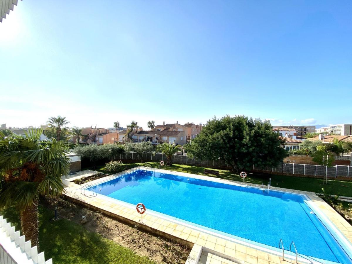 Apartamento Bonito Cerca De La Playa كامبريلس المظهر الخارجي الصورة